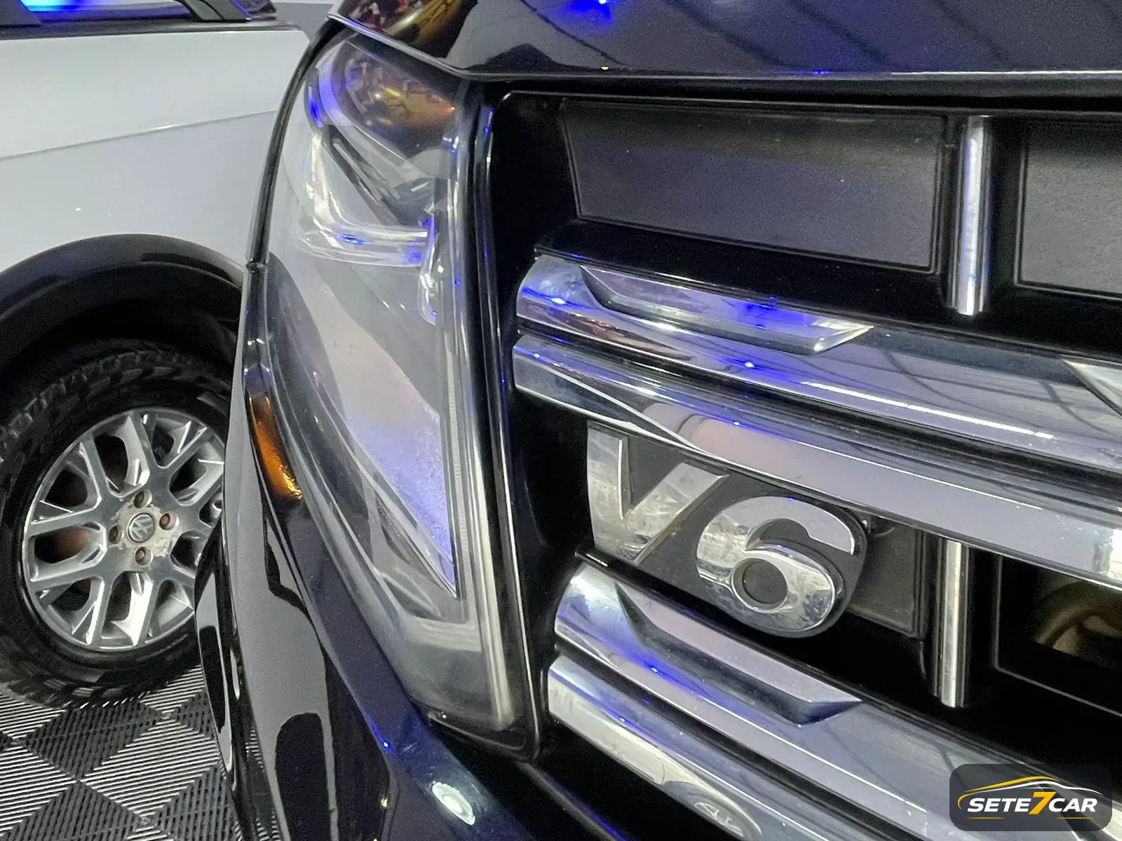 Volkswagen Amarok XTREME V6 2020 preto — foto