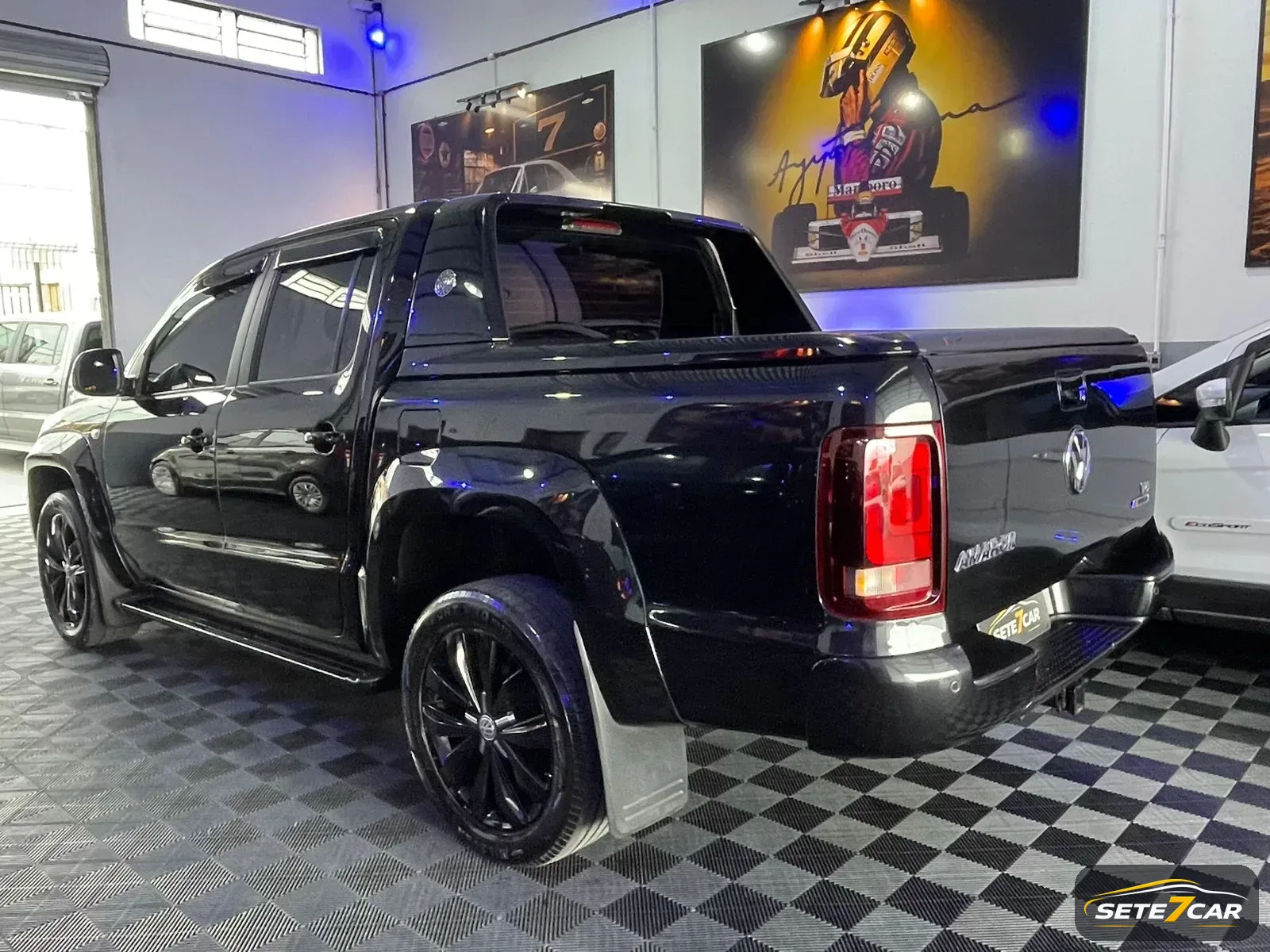 Volkswagen Amarok XTREME V6 2020 preto — foto