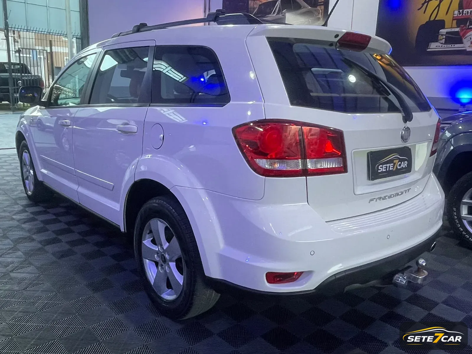 Fiat FREEMONT 7 LUGARES 2012 branco — foto