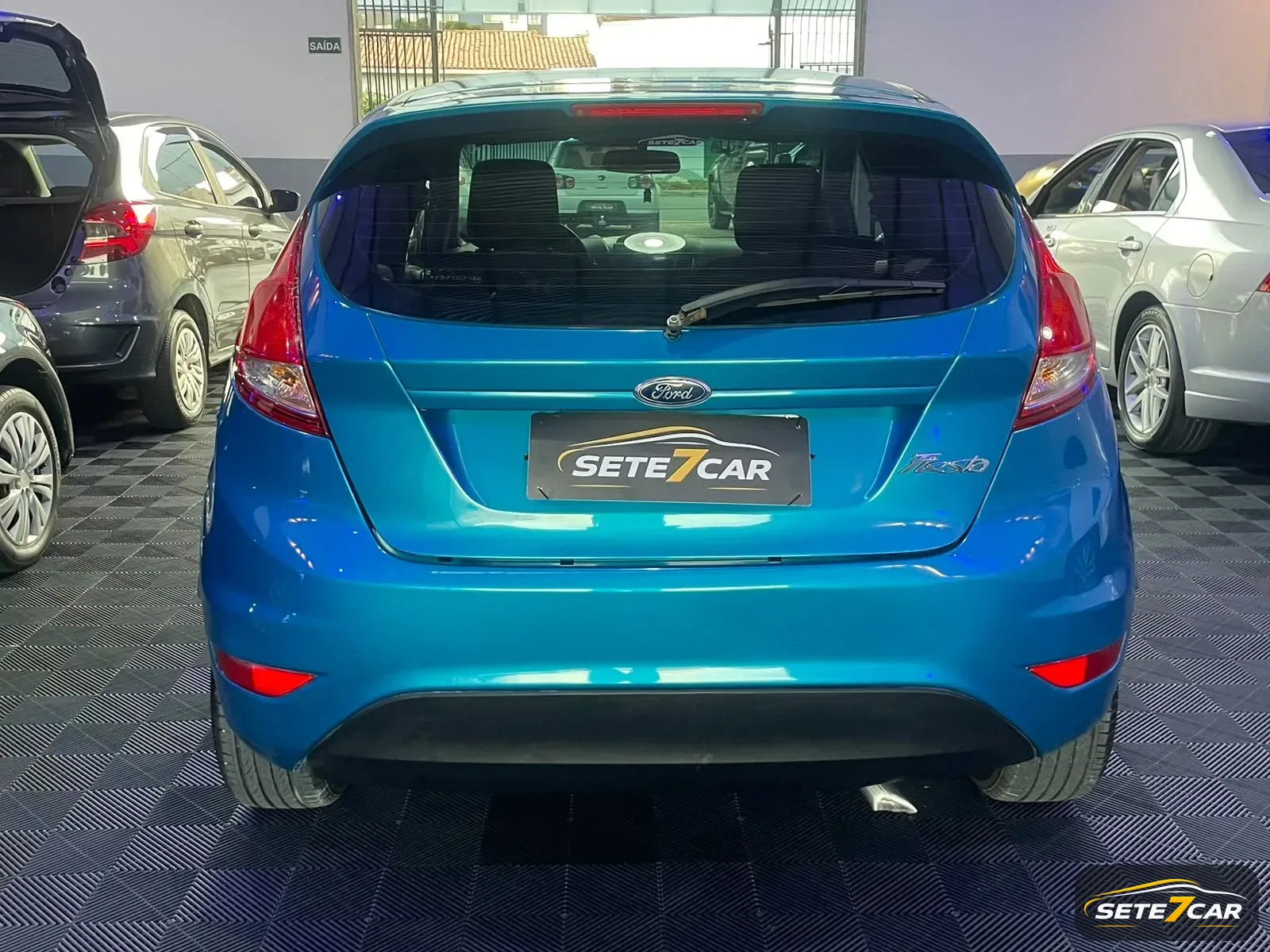 Ford NEW FIESTA 2014 — foto