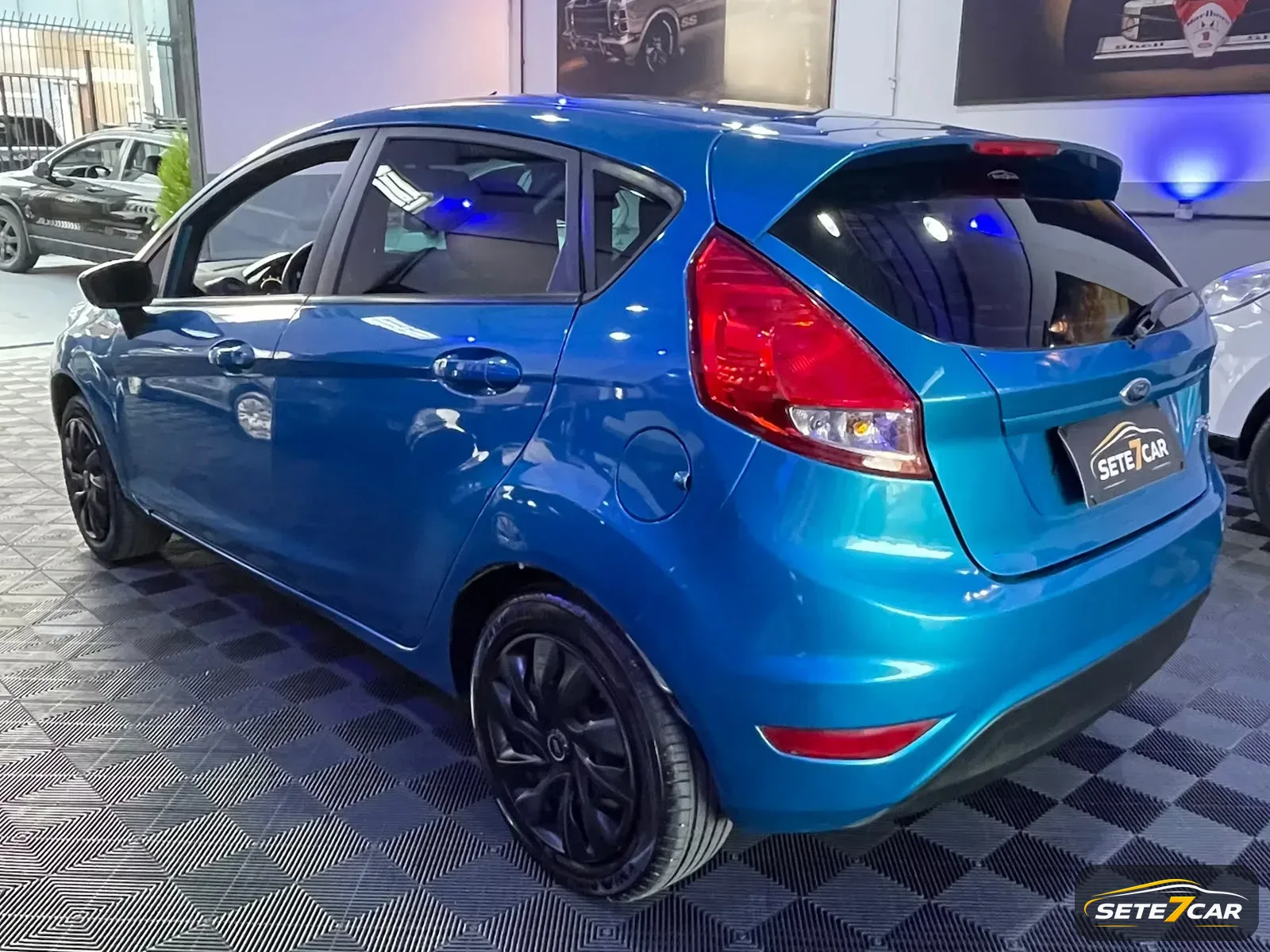 Ford NEW FIESTA 2014 — foto