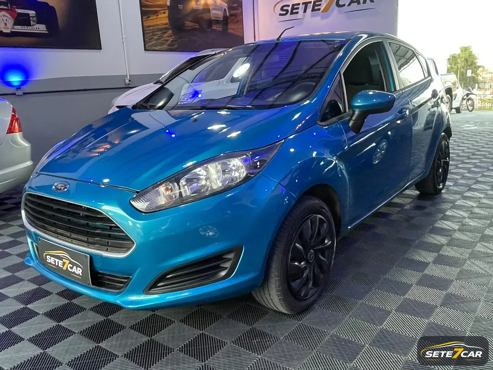 Ford NEW FIESTA 2014 — foto