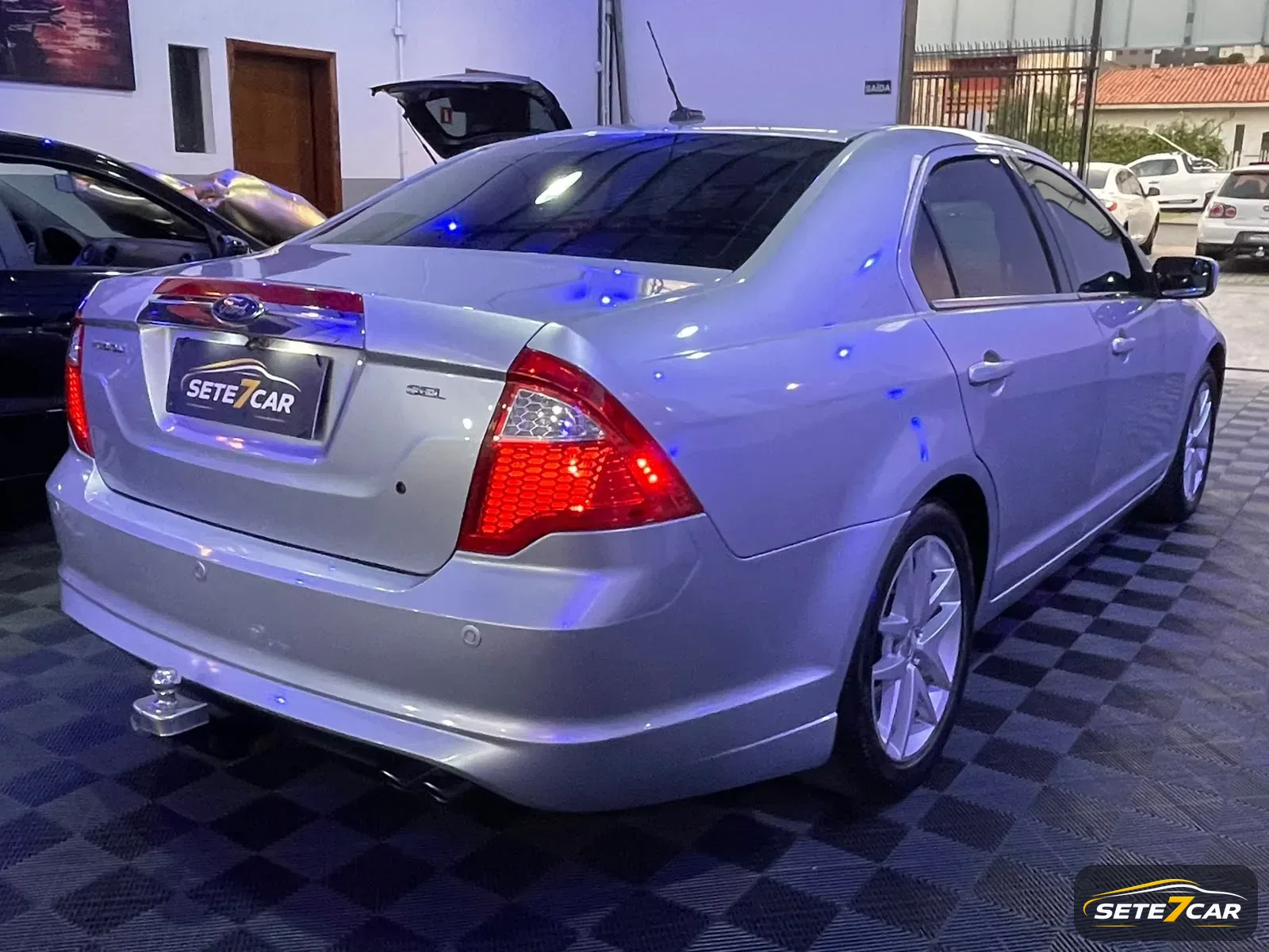 Ford FUSION SEL 2011 prata — foto