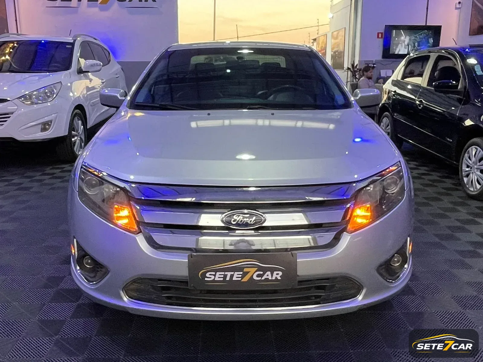 Ford FUSION SEL 2011 prata — foto
