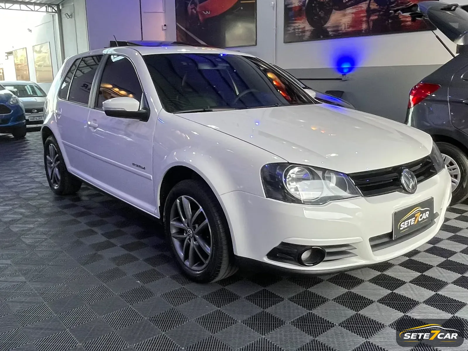 Volkswagen SPORTLINE 1.6  Teto Solar 2013 preto — foto