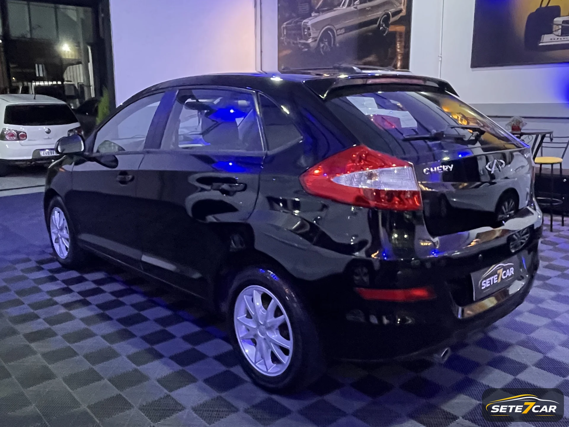 Chery CELER 16V 2013 preto — foto