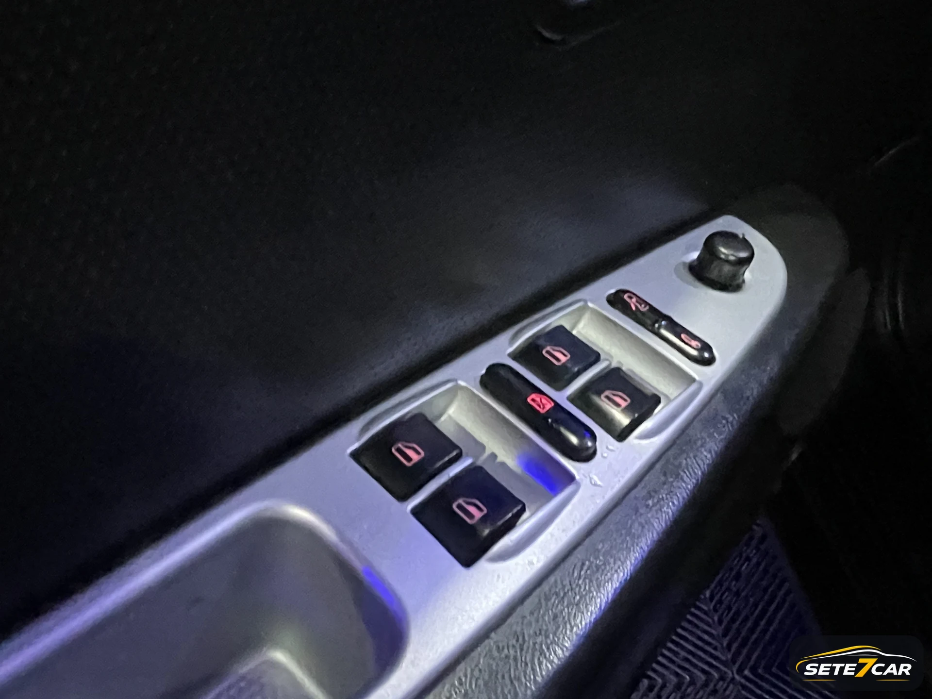 Chery CELER 16V 2013 preto — foto