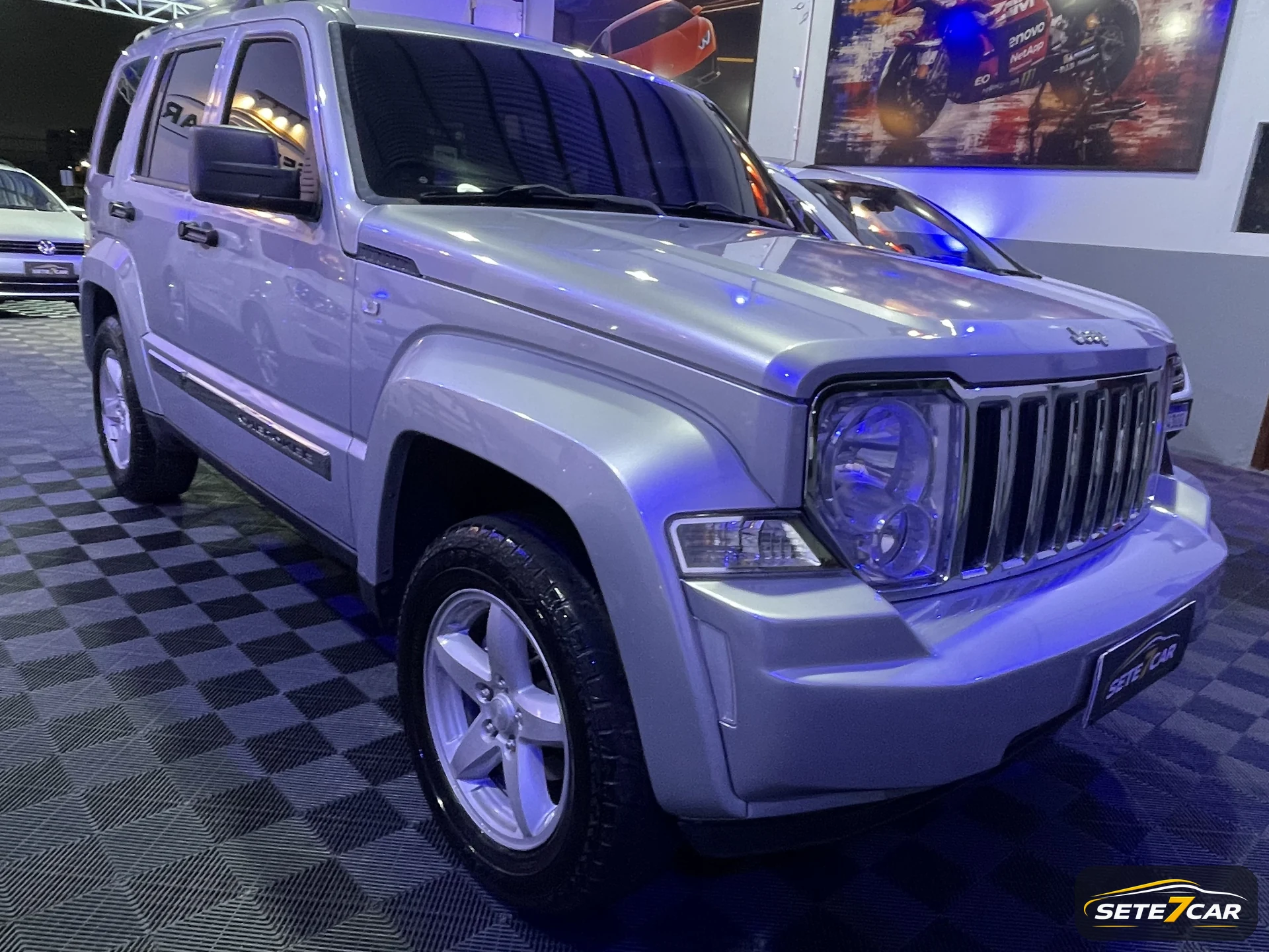 Jeep CHEROKEE V6 LIMITED 2012 prata — foto