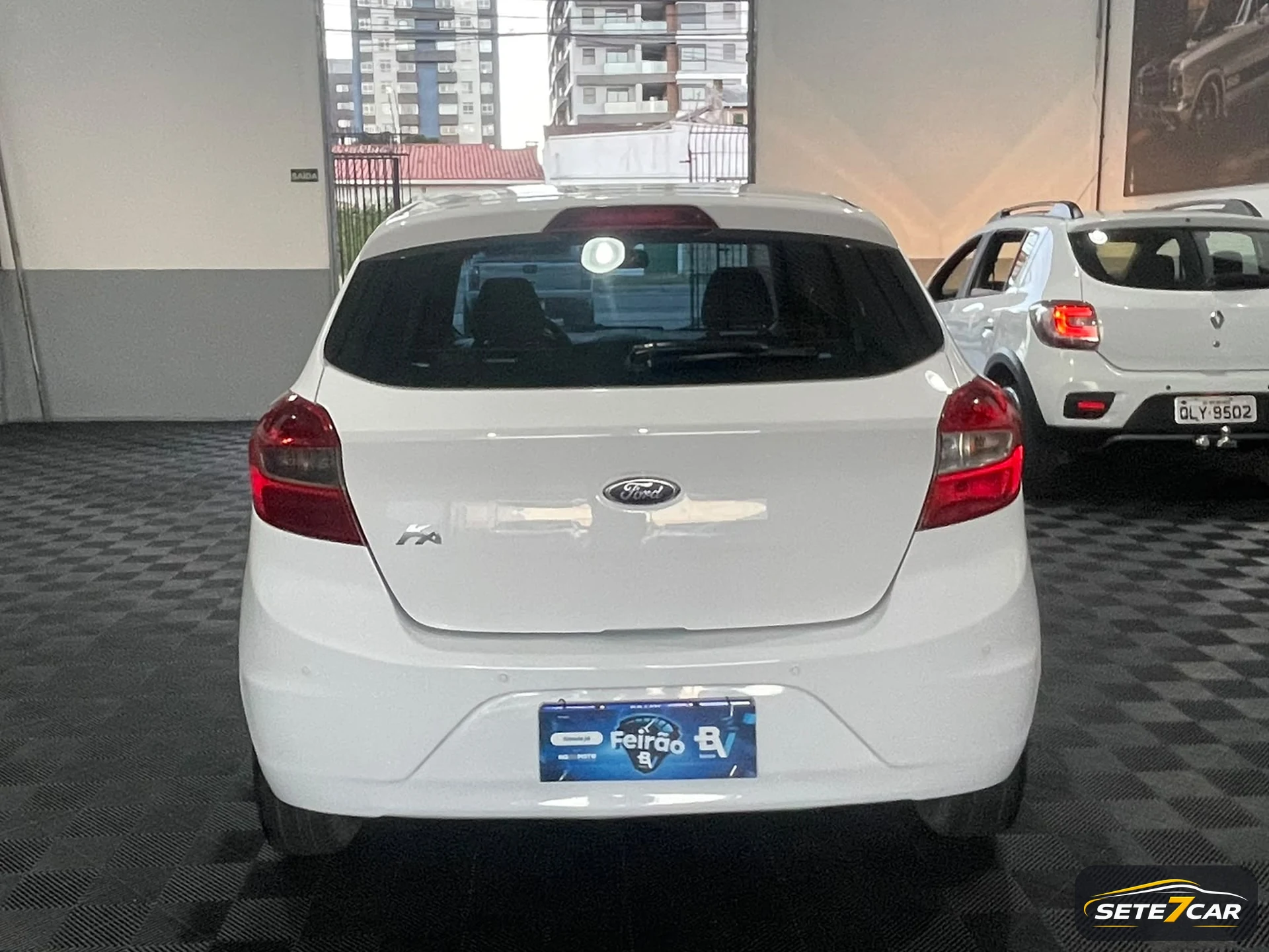 Ford KA 2018 branco — foto
