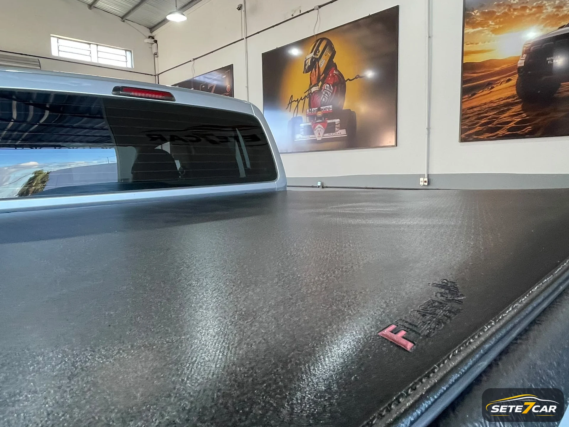 Volkswagen Amarok TDI 4X4 2013 prata — foto