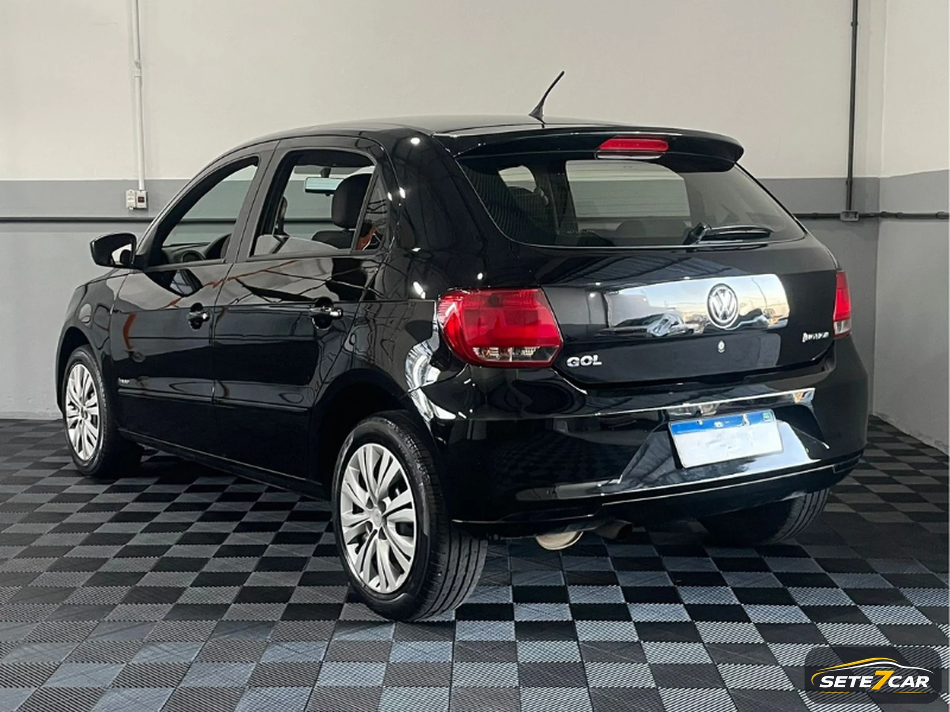 Volkswagen GOL G6 I-TREND 2014 preto — foto
