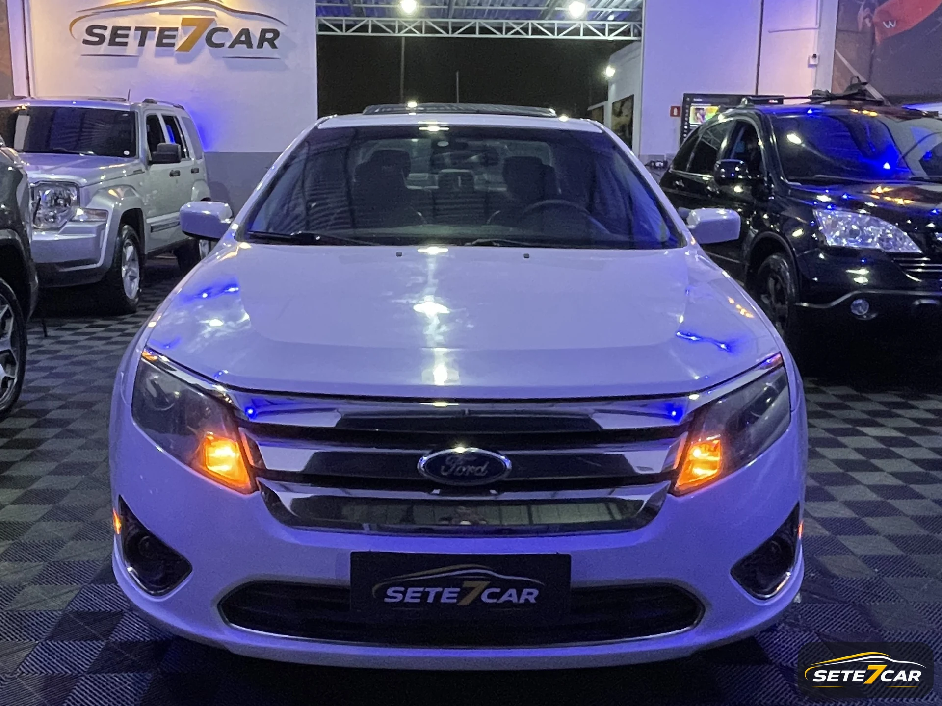 Ford FUSION V6 AWD 3.0 2011 branco — foto