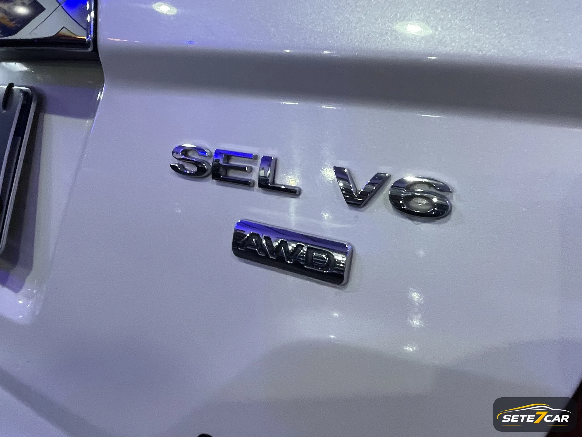 Ford FUSION V6 AWD 3.0 2011 branco — foto