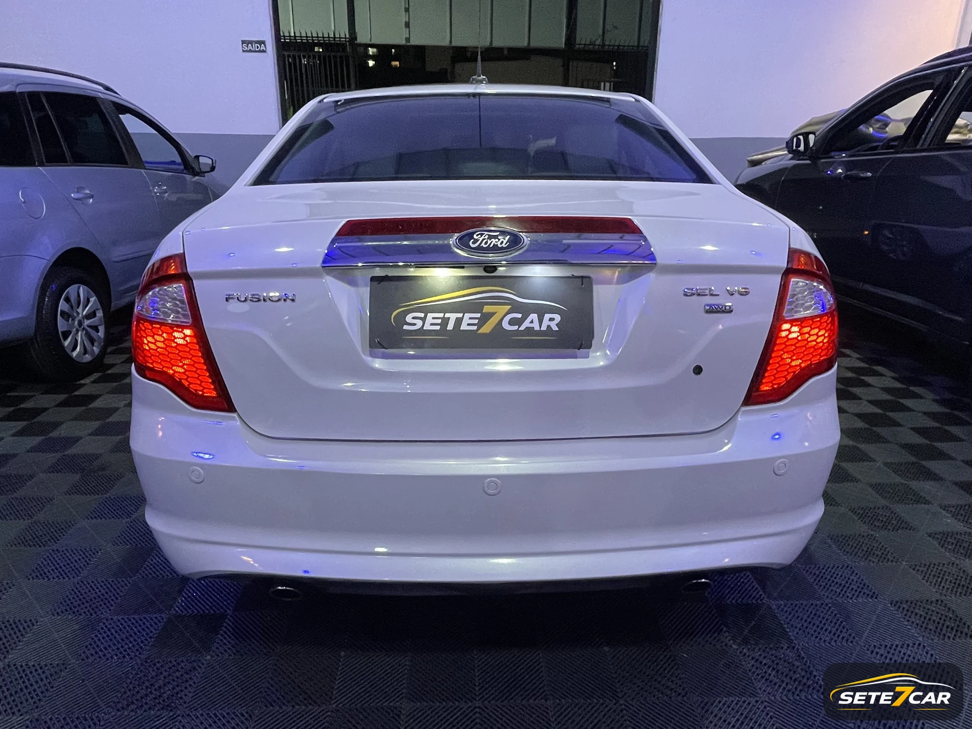 Ford FUSION V6 AWD 3.0 2011 branco — foto