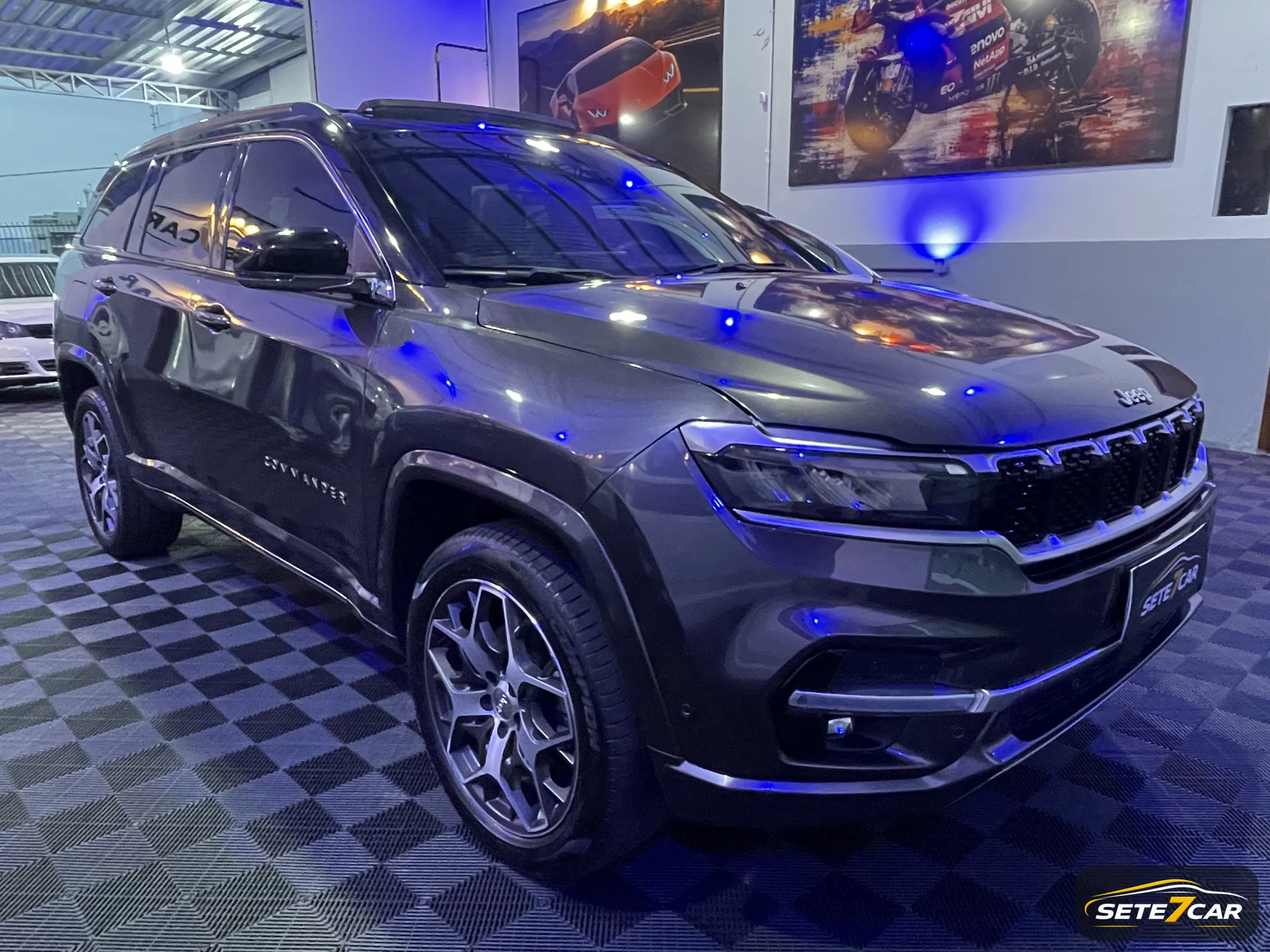 Jeep Commander Overland TD380 2022 cinza — foto