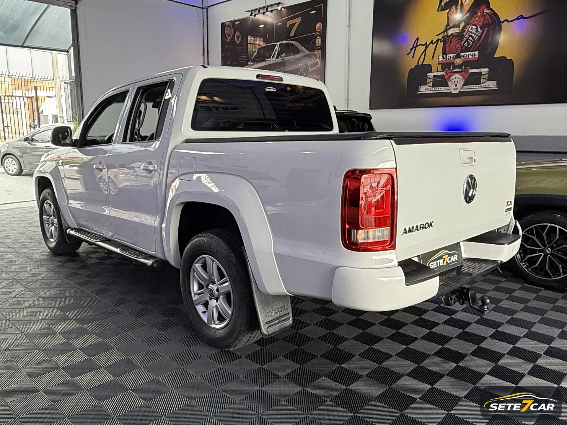 Volkswagen Amarok 2.0 TDI 4x4 2014 branco — foto