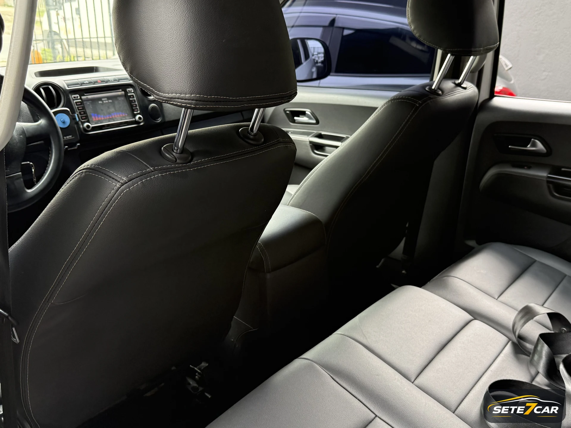 Volkswagen Amarok 2.0 TDI 4x4 2014 branco — foto