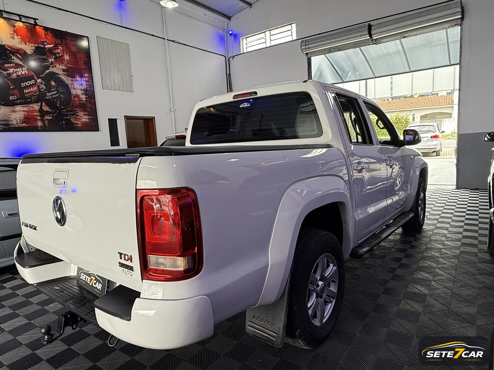 Volkswagen Amarok 2.0 TDI 4x4 2014 branco — foto