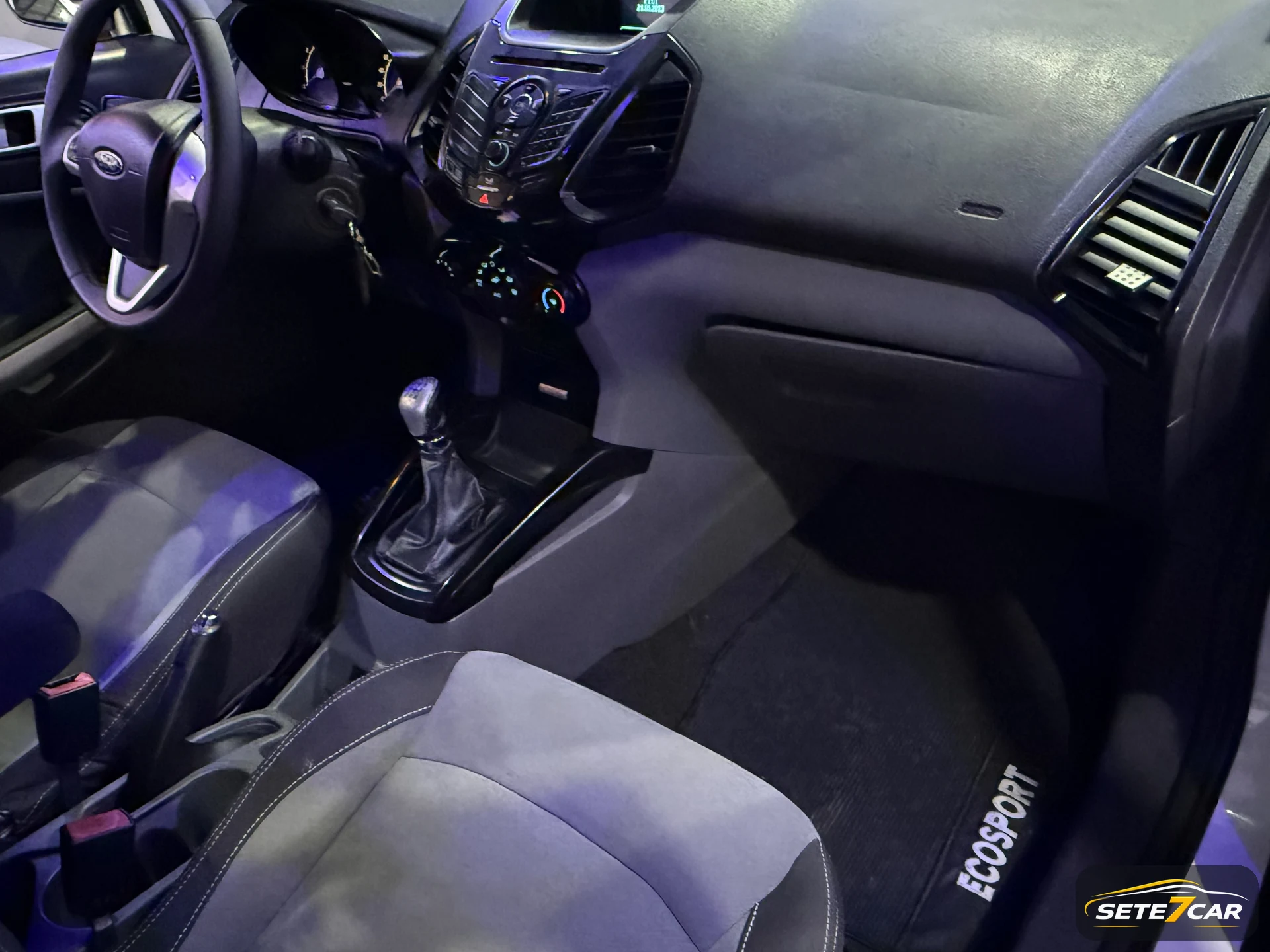 Ford EcoSport Freestyle 1.6 2014 branco — foto